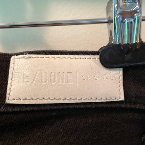Re/Done Stove Pipe black cropped jean. Size 25 - Picture 3 of 4